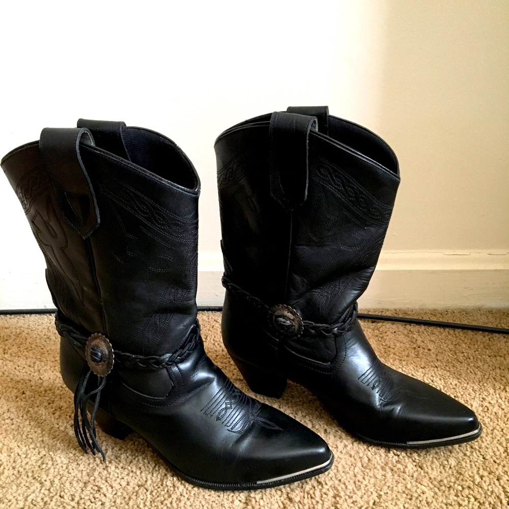 Cowgirl Boots-like NEW!!  EXCELLENT CONDITION!!